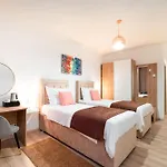 Outstanding Island Getaway Ribarska Srica ゲストハウス 4*