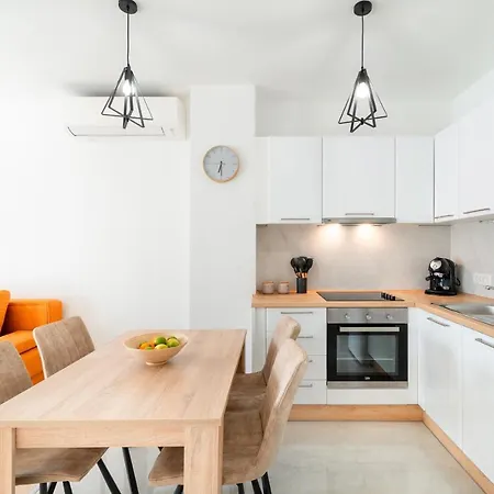 Outstanding Island Getaway Ribarska Srica Vendégház 4*