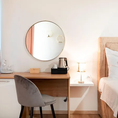 게스트하우스 Outstanding Island Getaway Ribarska Srica