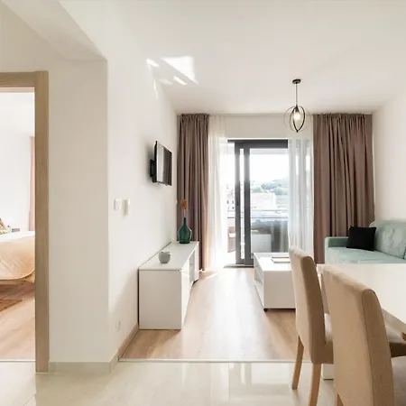 Outstanding Island Getaway Ribarska Srica בית הארחה