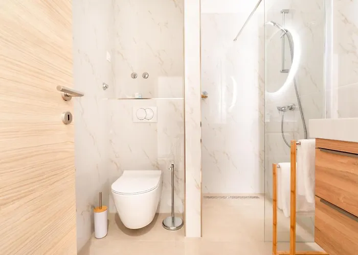 Outstanding Island Getaway Ribarska Srica Guest house 4*